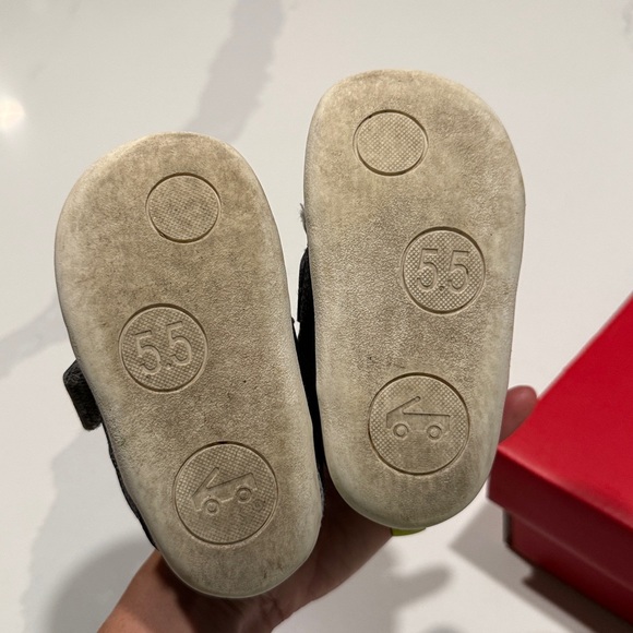 See Kai Run Black and Gray Baby Shoes - Picture 6 of 6